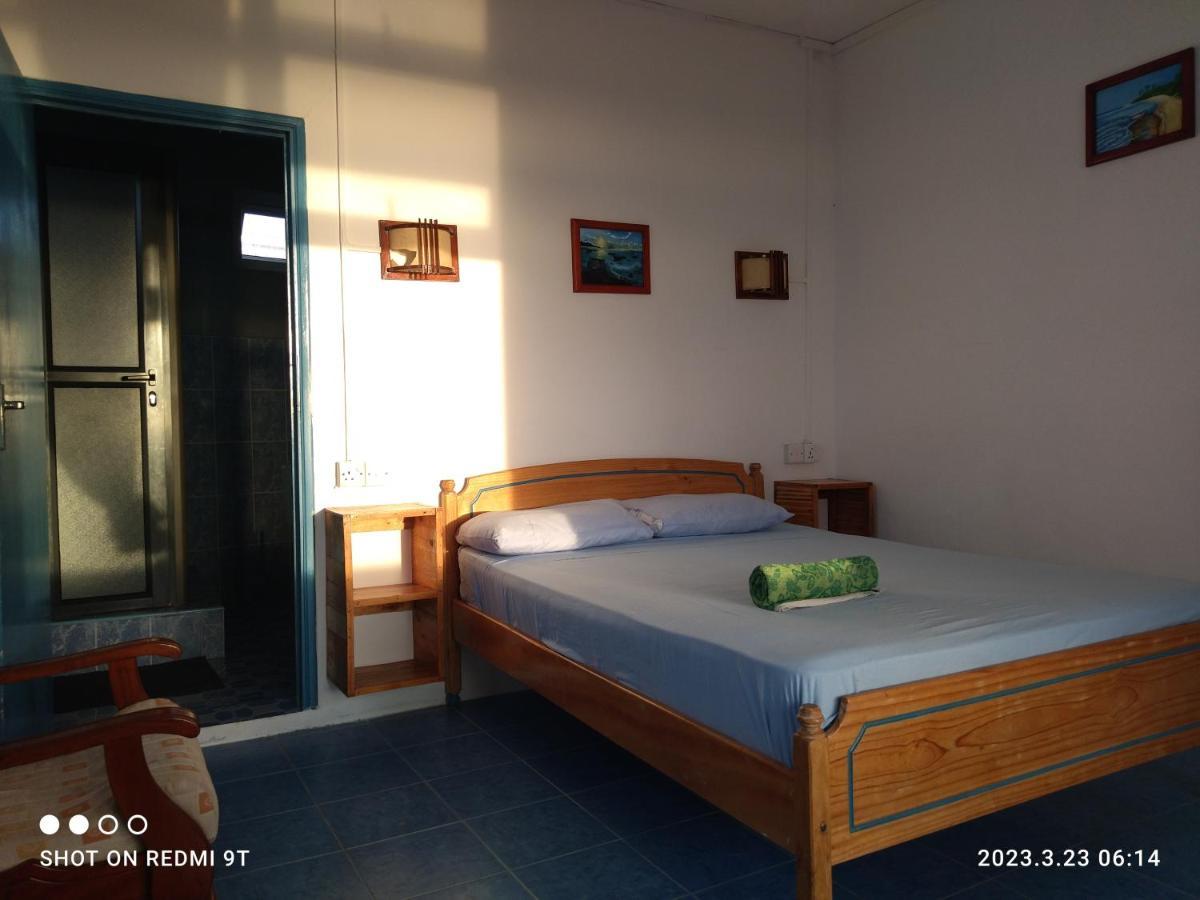 La Terrasse Hotel Port South East ภายนอก รูปภาพ